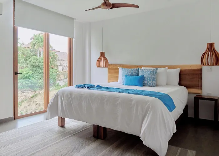 Ysuri Sayulita - Beachfront Hotel